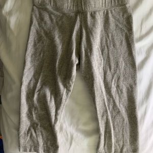 Mini Boden Gray Capri Leggings in Great Condition